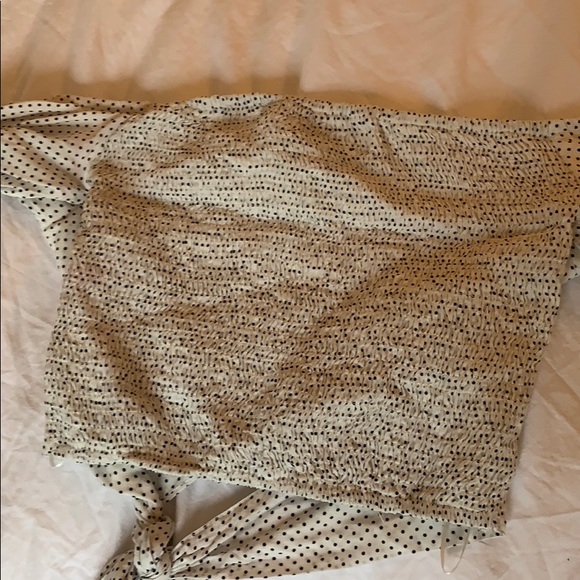 LF Seek the Label Off the Shoulder Tie Crop Top - Picture 3 of 3